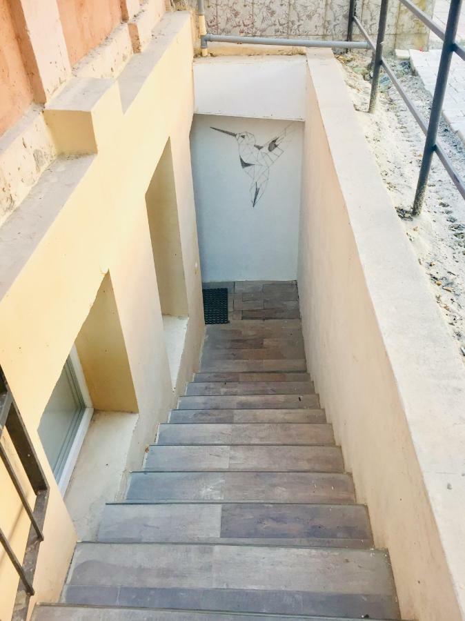 Small Underground Apartment At The Center Херсон Екстериор снимка